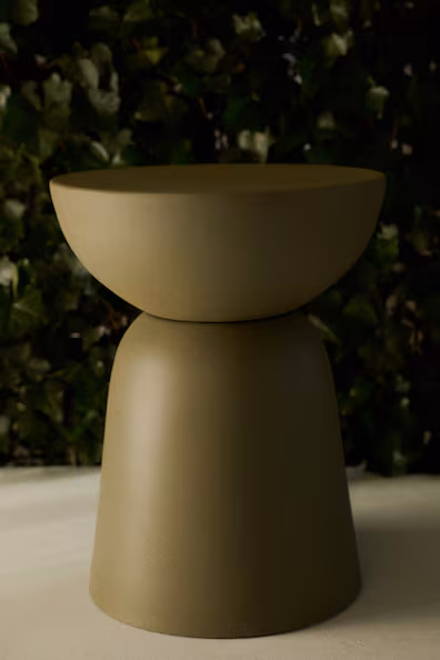 Тумбочка для улицы из металла