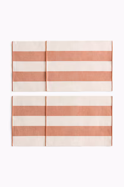 Набор из 4 текстильных индивидуальных подставок для посуды