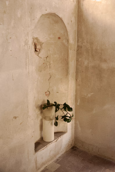 Большая металлическая ваза- Заказать в России