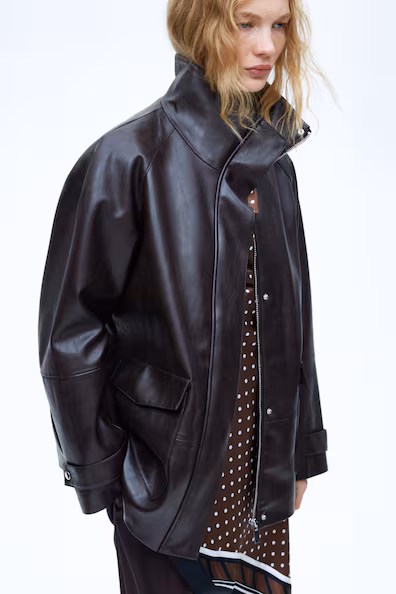 Пальто из покрытой ткани- Заказать в России