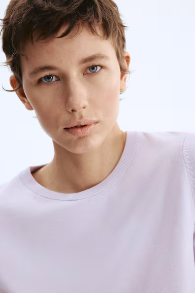 Свитер из тонкой вязки- Заказать в России