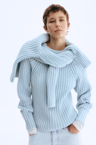 Свитер в рубчик из легкой ткани- Заказать в России