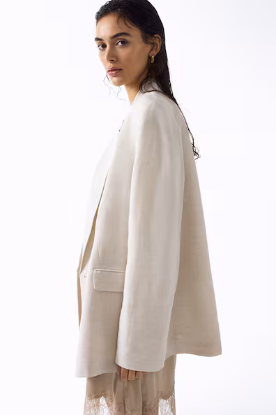 Зауженный блейзер из смеси льна