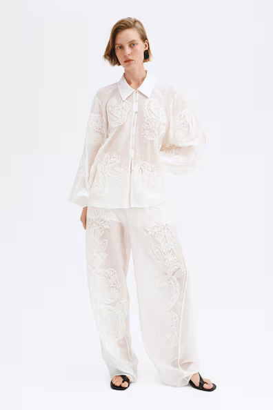 H&M Брюки с карманами и аппликациями