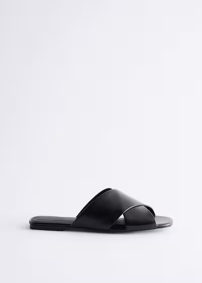 Сандалии на крестик из замши