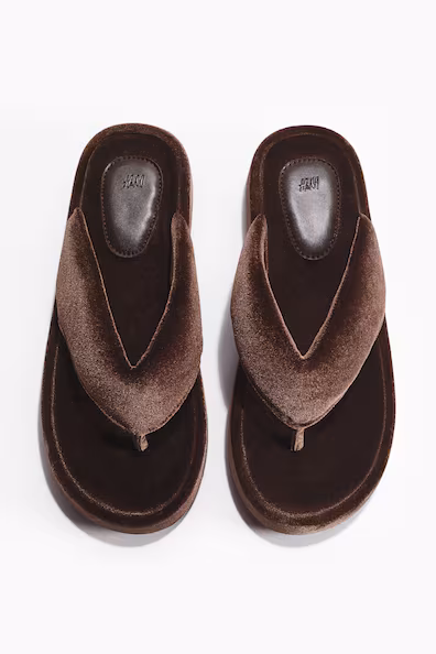 Шлепанцы из вельвета с застежкой на палец- Заказать в России