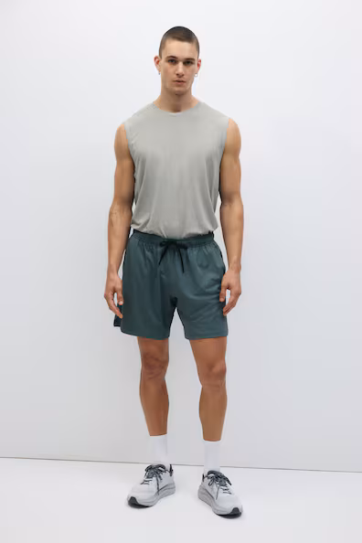 Шорты спортивные с технологией drymove™- Заказать в России