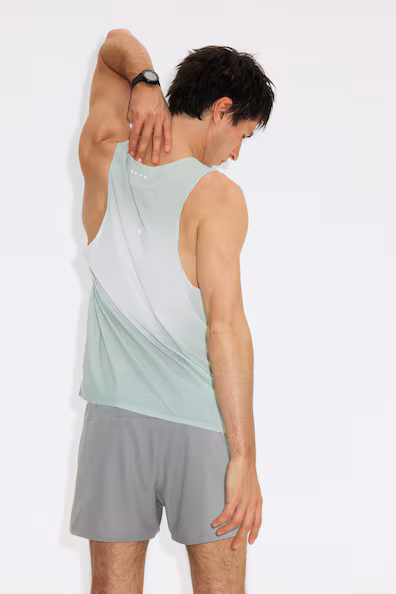 Топ для бега легкий и освежающий- Заказать в России