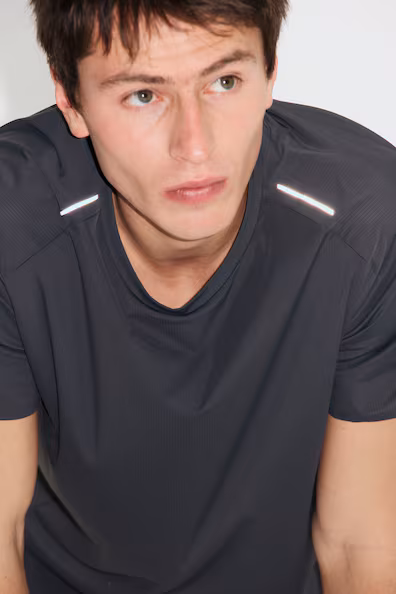 Футболка для бега легкая и освежающая- Заказать в России