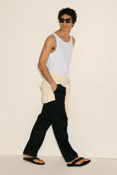 Топ без рукавов cooling regular fit- Заказать в России