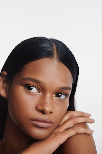 Матовый губной карандаш h&m- Заказать в России