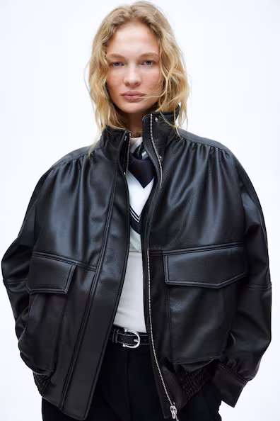 Куртка из обтягивающей ткани- Заказать в России