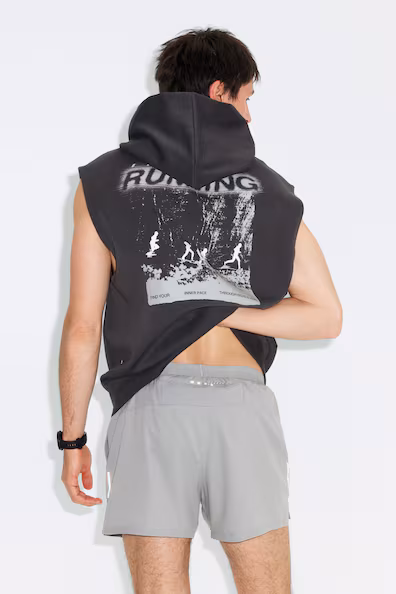 Безрукавка для спорта с технологией drymove™- Заказать в России