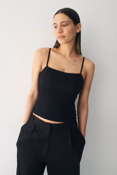 H&M Топ с тонкими бретелями COOLING FOUR-WAY STRETCH SLIM FIT