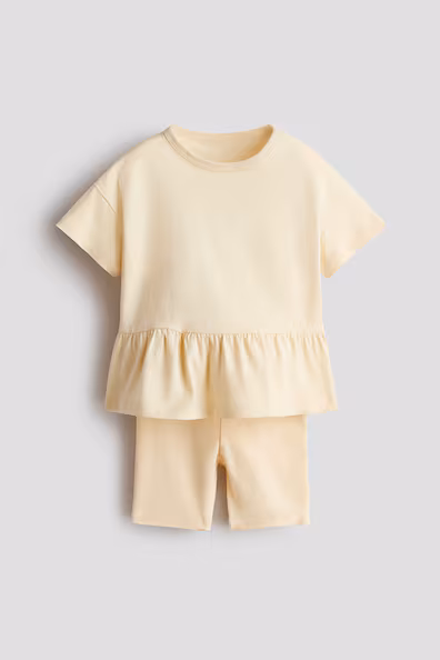 Комплект топа и шорт- Заказать в России