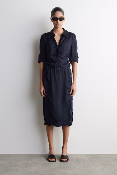 Мюли из кожи с низким и тонким каблуком- Заказать в России