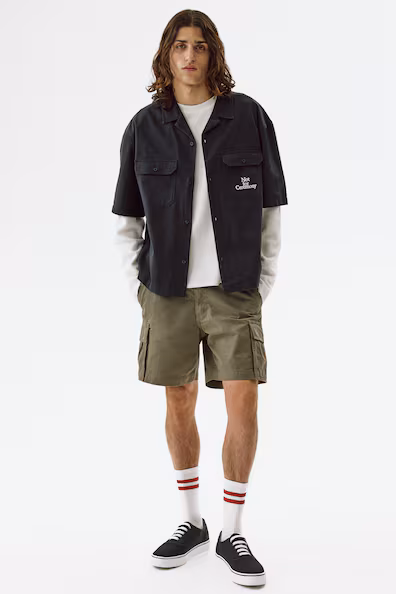 Шорты карго relaxed fit- Заказать в России