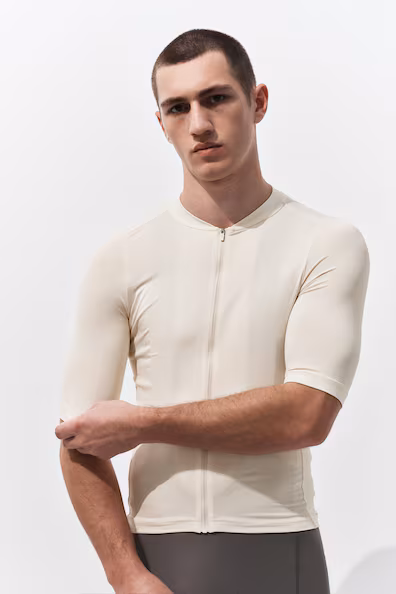 H&M Футболка для занятий спортом с технологией DRYMOVE™ MUSCLE FIT
