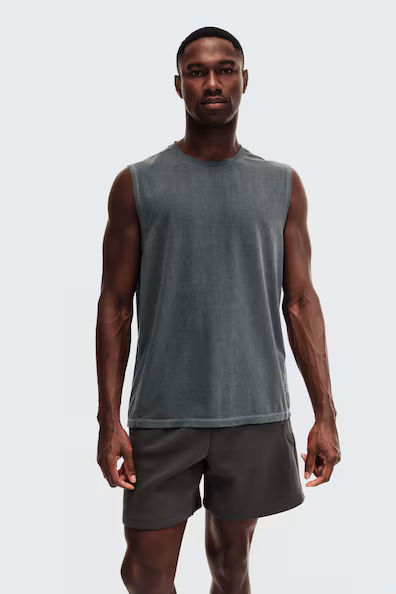 Спортивный топ с технологией drymove™ regular fit- Заказать в России