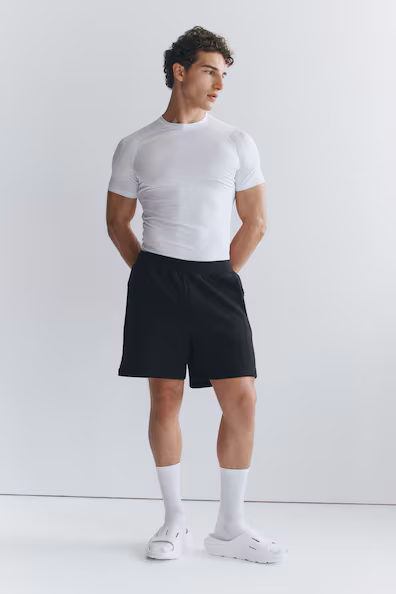Спортивная футболка с технологией drymove™ compression fit