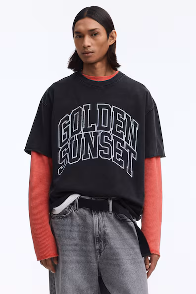 Футболка квадратного силуэта oversized fit