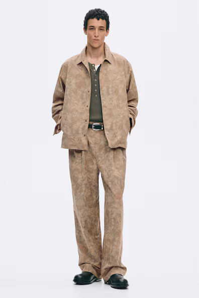 Брюки комфортного кроя relaxed fit- Заказать в России