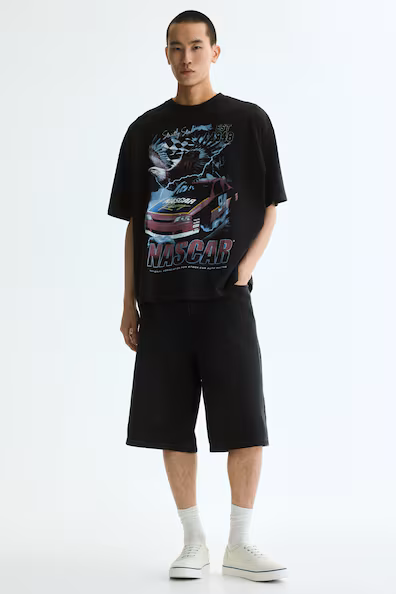 Футболка свободного кроя oversized fit- Заказать в России