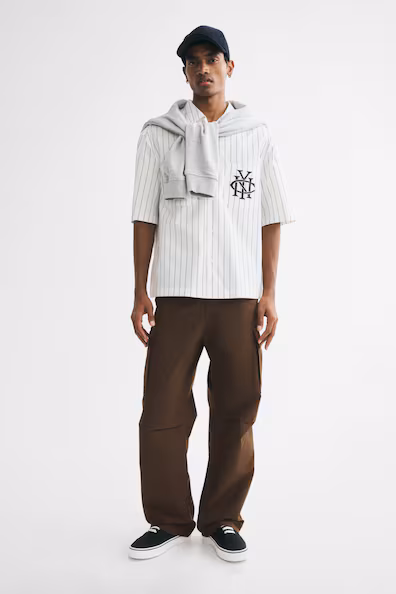 Комфортные брюки карго relaxed fit- Заказать в России