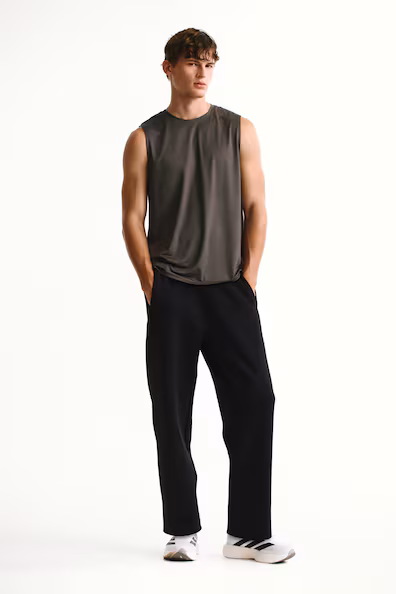 Спортивные брюки joggers loose fit с технологией drymove™- Заказать в России