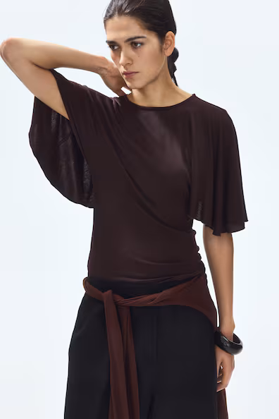 Вязаный свитер в рубчик с рукавами-летучая мышь h&m