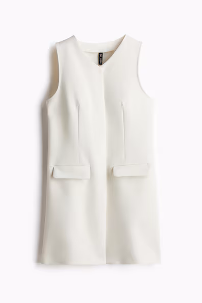 VESTIDO SEM MANGAS COM BOLSOS DECORATIVOS