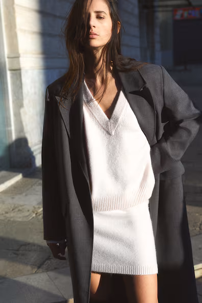 CAMISOLA COM DECOTE EM V
