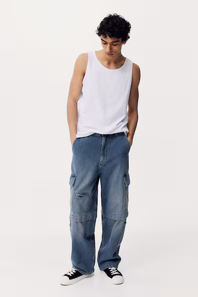 H&M Мешковатые джинсы-карго купить с доставкой.