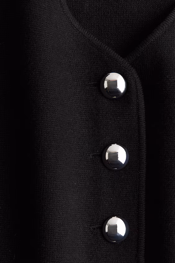 Кардиган из плотного вязаного полотна