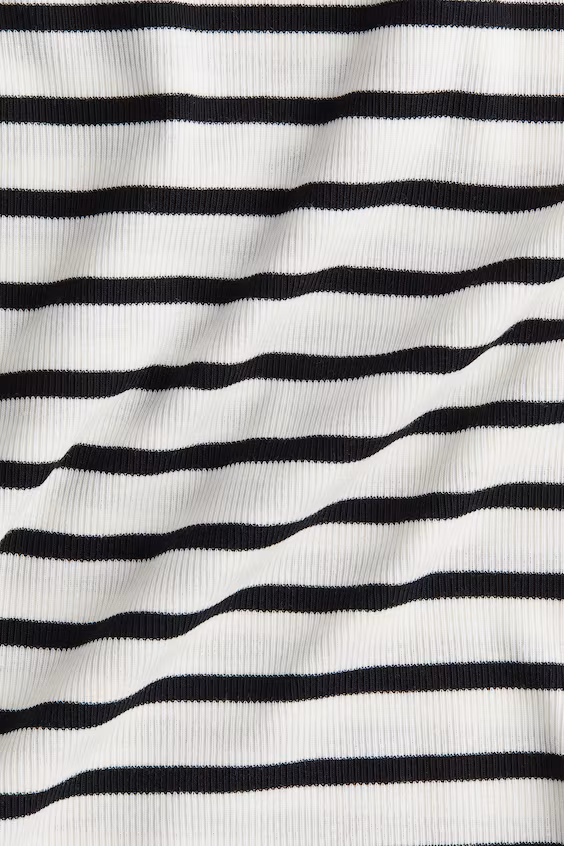 Свитер из рубчикового джерси