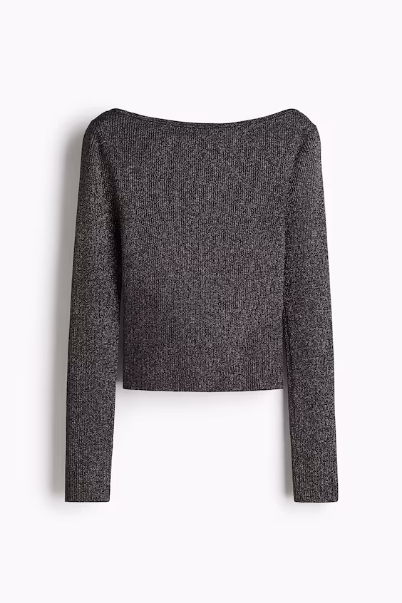 Блестящий свитер с лодочкой