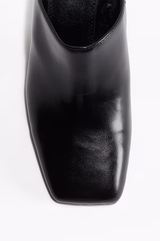 Туфли на высоком каблуке с квадратным носком