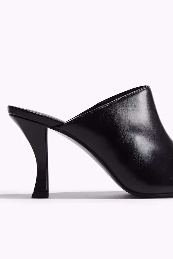 Туфли на высоком каблуке с квадратным носком