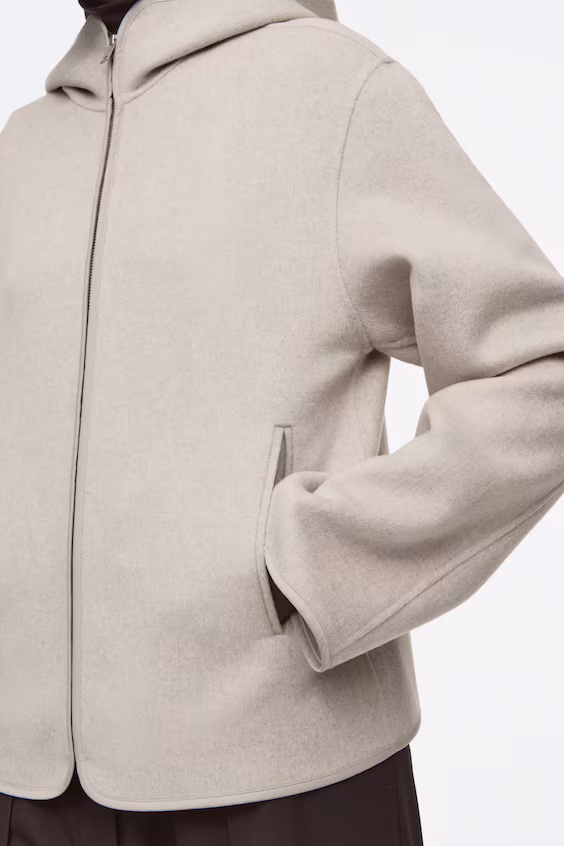 Жакет с двусторонним капюшоном из шерсти