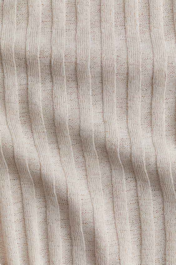 Платье из рубчиковой ткани