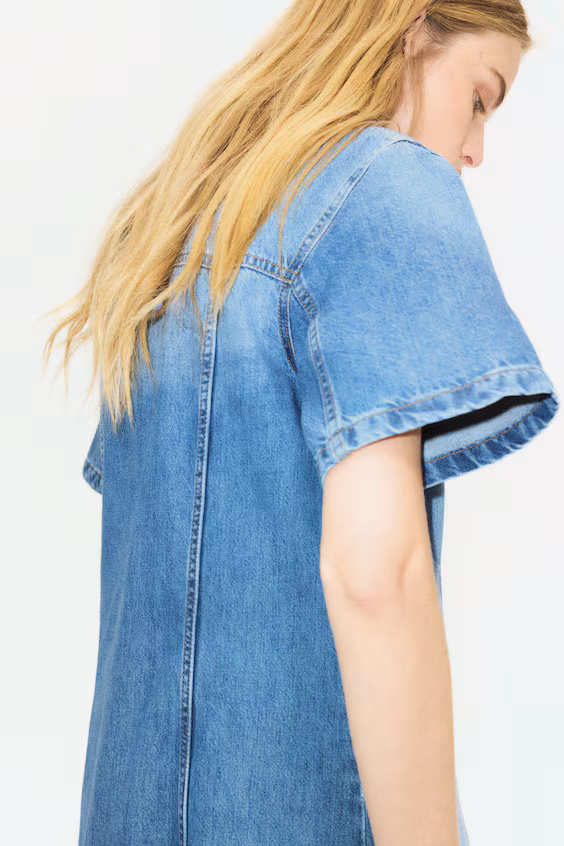 Платье из мягкой джинсы feather soft со сборками