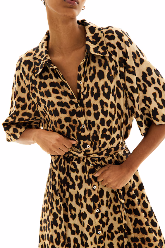 Платье рубашечного кроя с завязкой