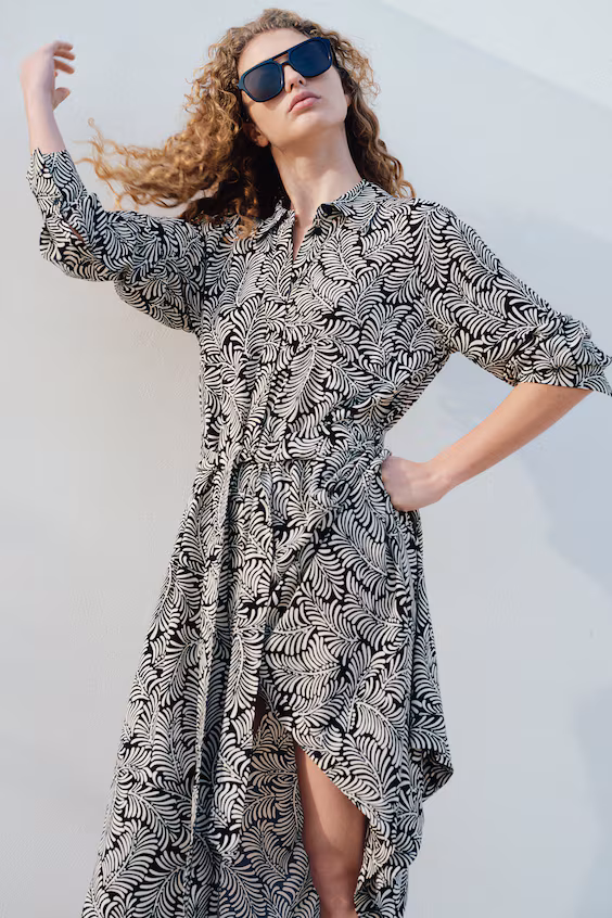 Платье рубашечного кроя из вискозы с завязкой