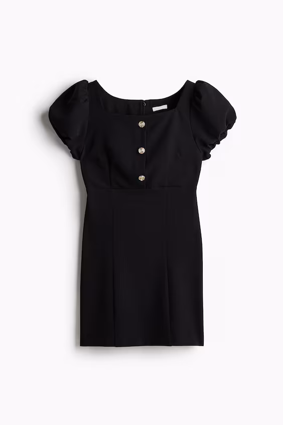 Платье с рукавами сборками