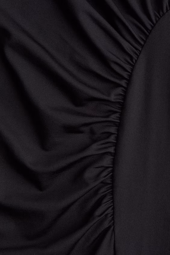 Платье с драпировкой