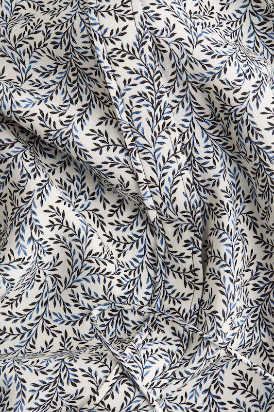 Платье с волнистыми рукавами