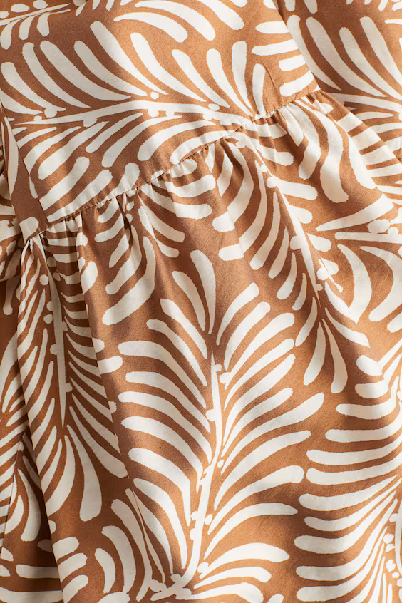 Платье с воротником на оборке