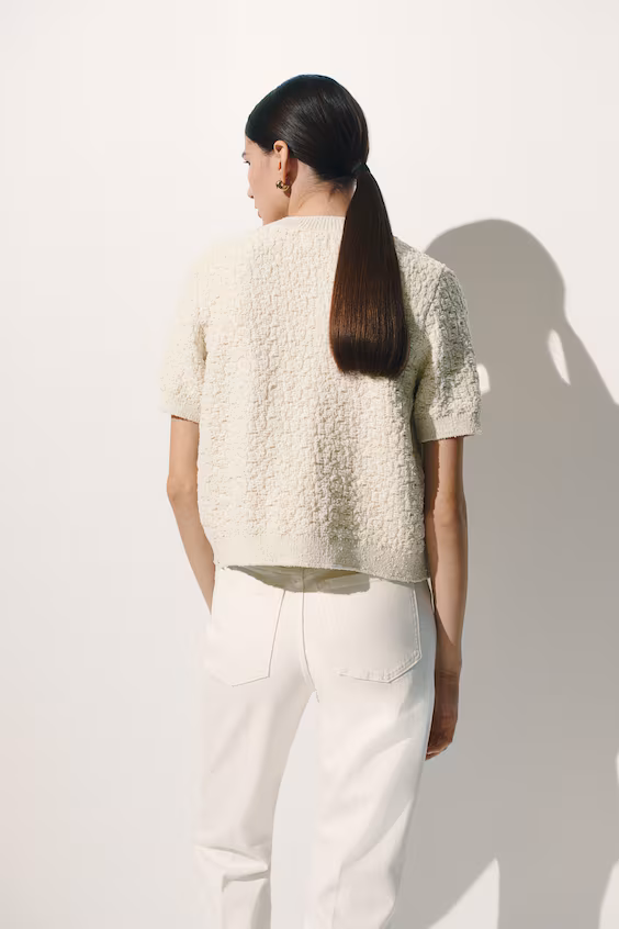 Пальто из трикотажа с текстурой