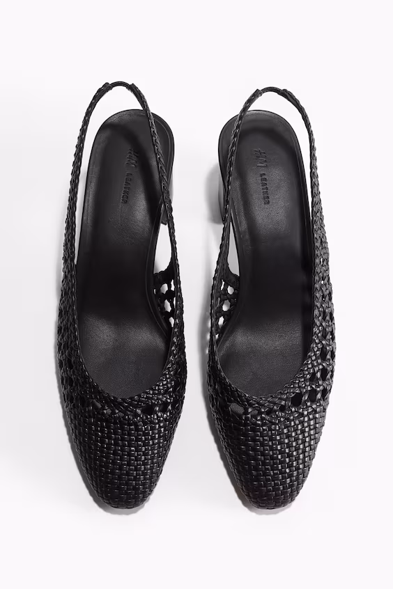 Классические туфли из кожи с открытой пяткой