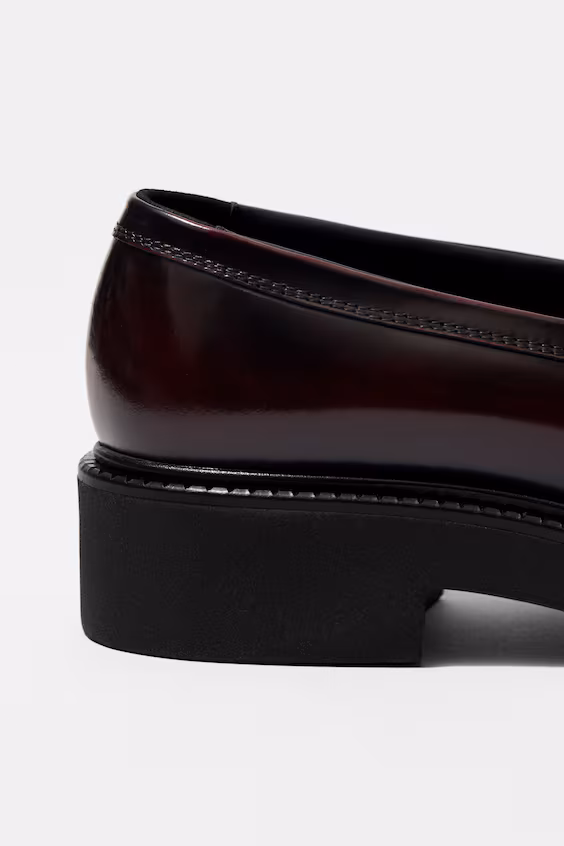 Объемные мокасины из кожи